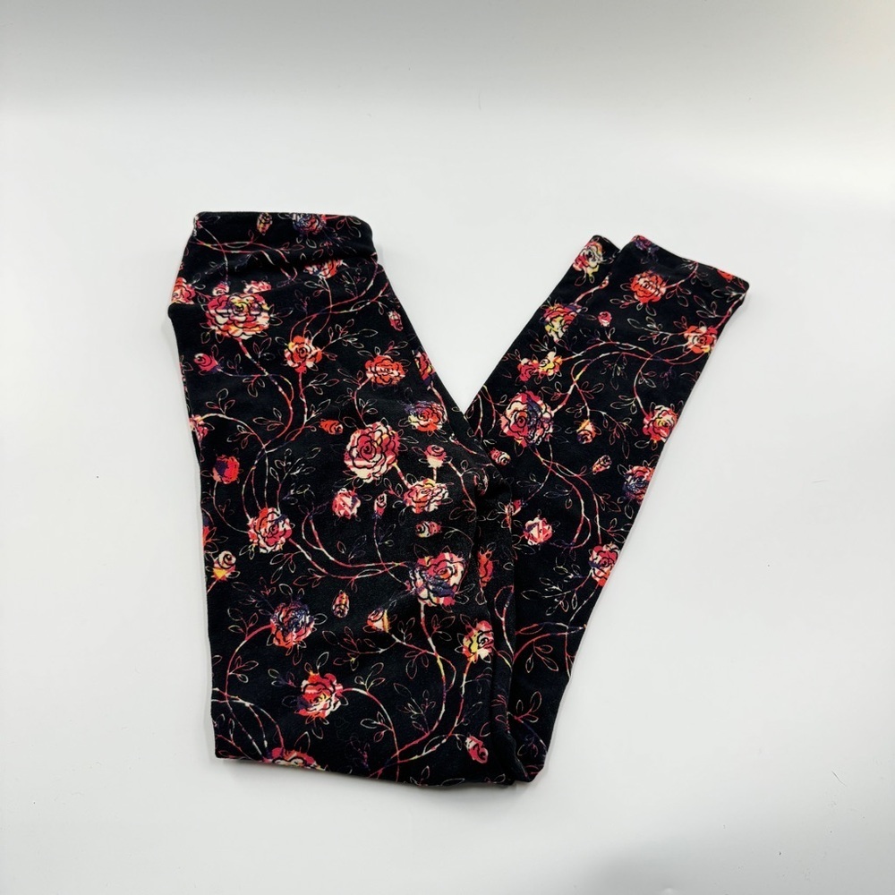 LuLaRoe One Size (OS) Leggings – Buttery Soft Stretchy Printed Leggings